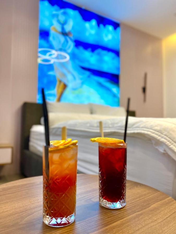 Marinus Hotel Улцин Екстериор снимка
